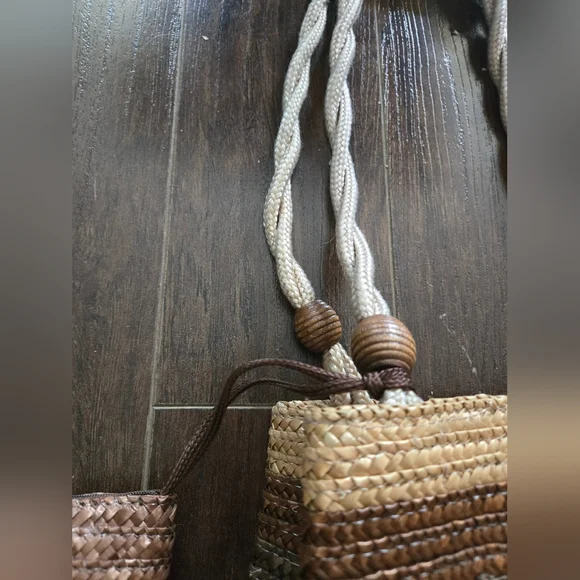 Striped Multicolor Whwatstraw Woven Tote Bag - Picture 9 of 9